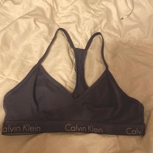 Navy blue Calvin Klein bra wireless in good condition